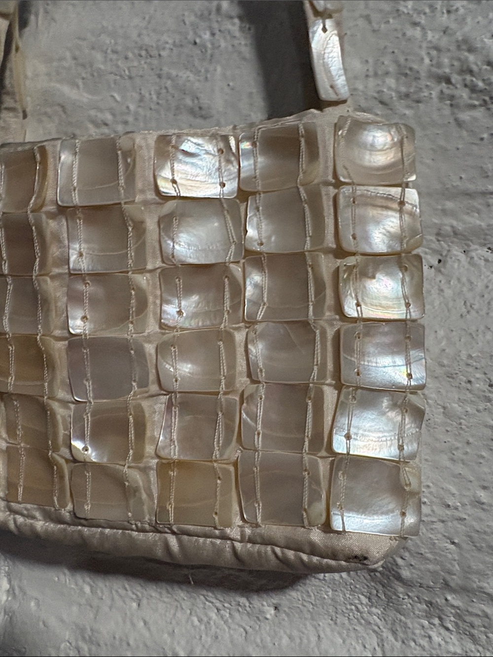 Express Mother of Pearl Style Handbag - Picture 2 of 9
